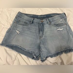 SoundStyle Vintage Reunion Jean Shorts - Size 12